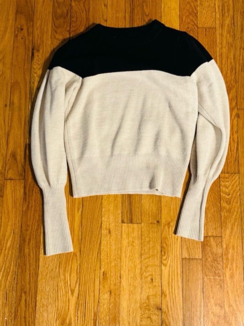 Evereve Black and Cream Women's Sweater